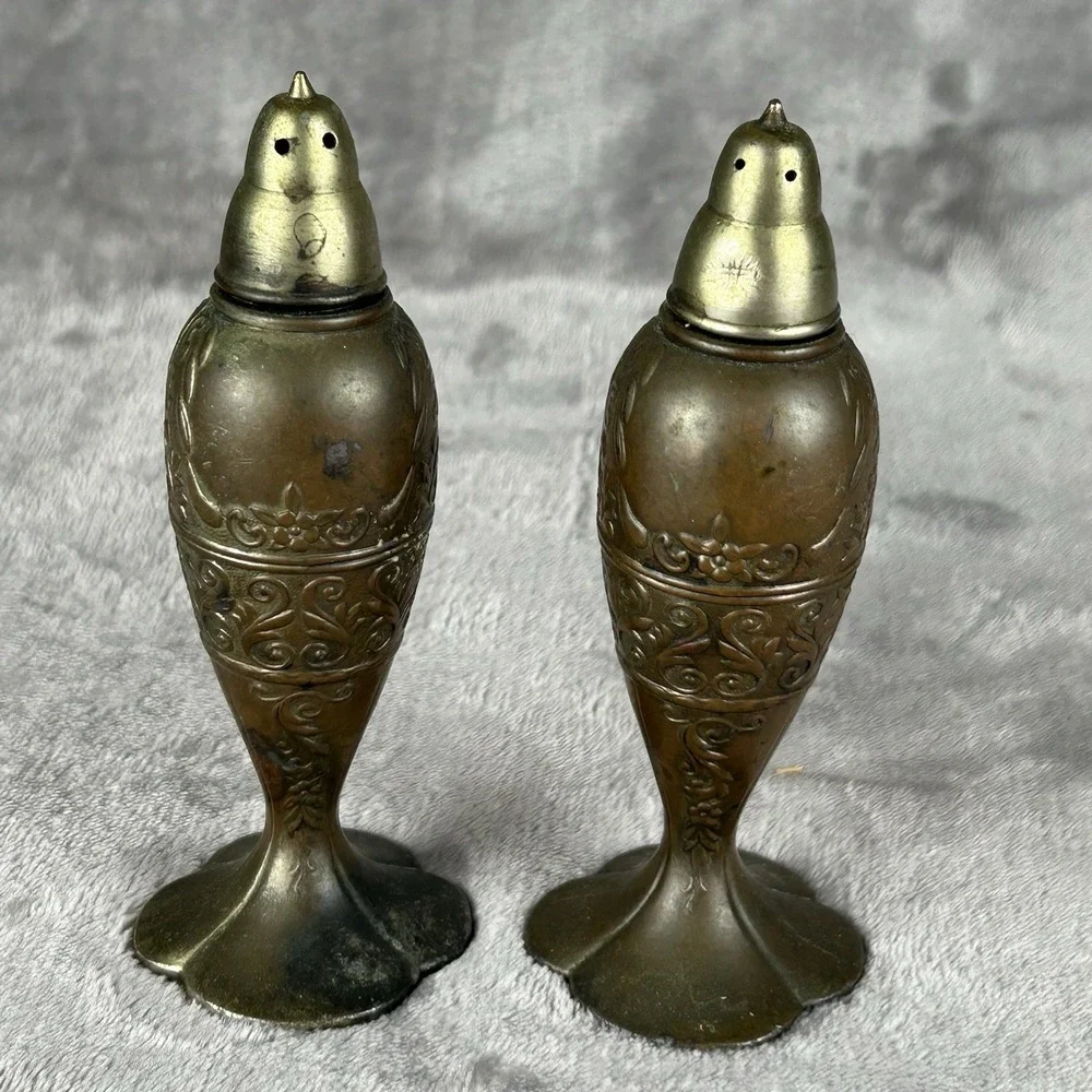 Vintage Metal Salt & Pepper Shakers Heavy Patina Made In Occupied Japan Heavy